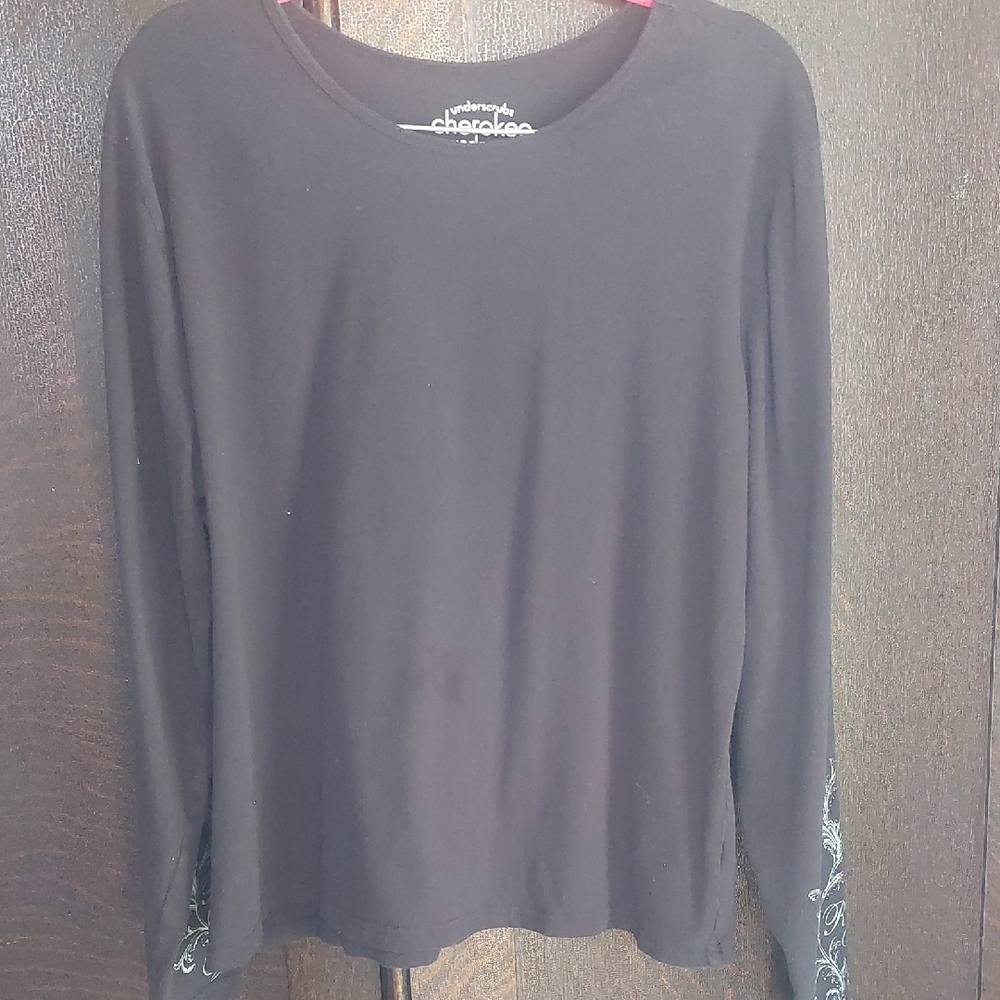 Cherokee Workwear Underscrubs Top in Black - Picture 4 of 4